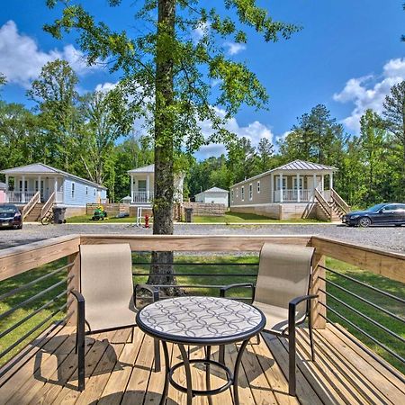 Modern Starkville Tiny Home Near Dining And Msu ภายนอก รูปภาพ