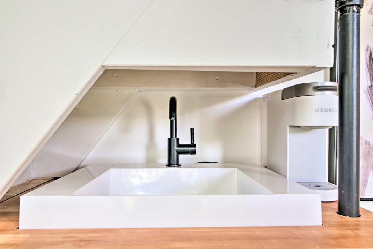 Modern Starkville Tiny Home Near Dining And Msu ภายนอก รูปภาพ